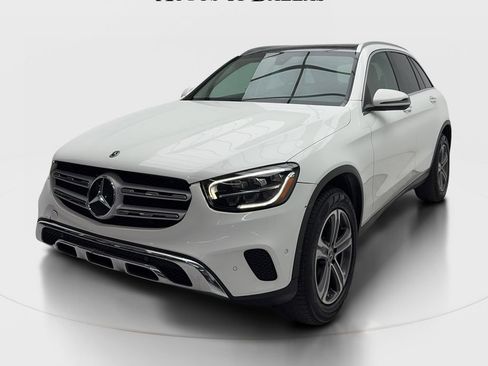 Used 2021 Mercedes-Benz GLC 300 image 4