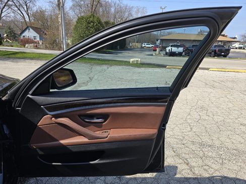 Used 2011 BMW 535i xDrive Sedan image 18