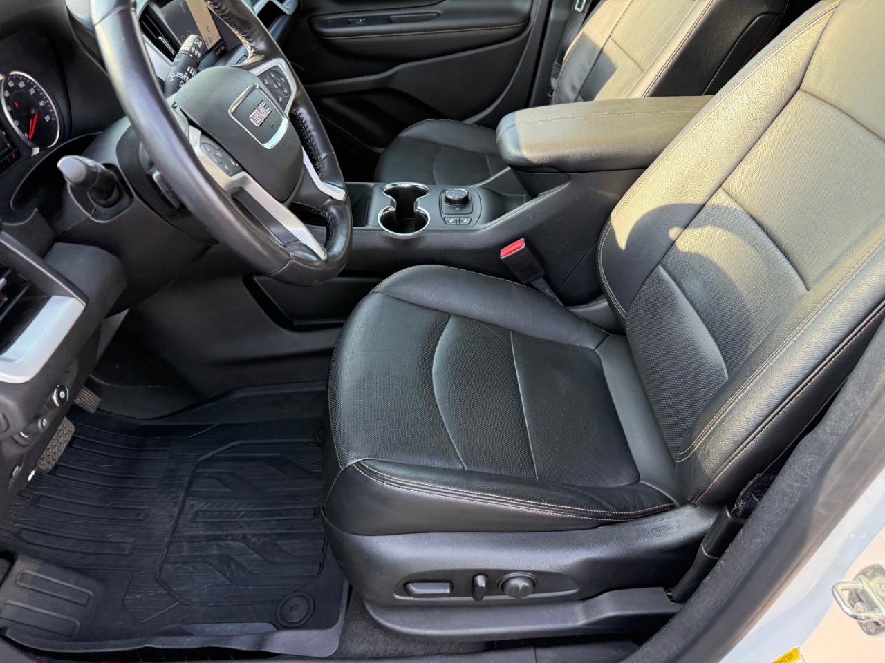 Used 2018 GMC Terrain SLT w/ Preferred Package AWD/4WD image 13