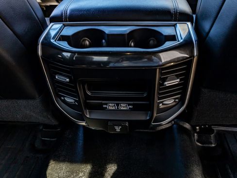 Used 2022 RAM 2500 Laramie w/ Night Edition image 30