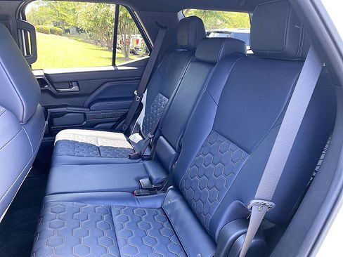 Used 2026 Toyota 4Runner Platinum AWD/4WD image 12