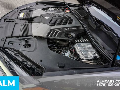 Used 2021 Lamborghini Urus image 17