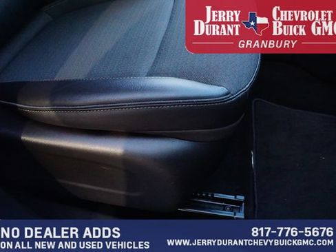 Used 2023 Buick Encore GX Select w/ Sport Touring Package FWD image 23