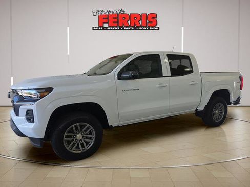 New 2026 Chevrolet Colorado LT w/ LT Convenience Package AWD/4WD image 1