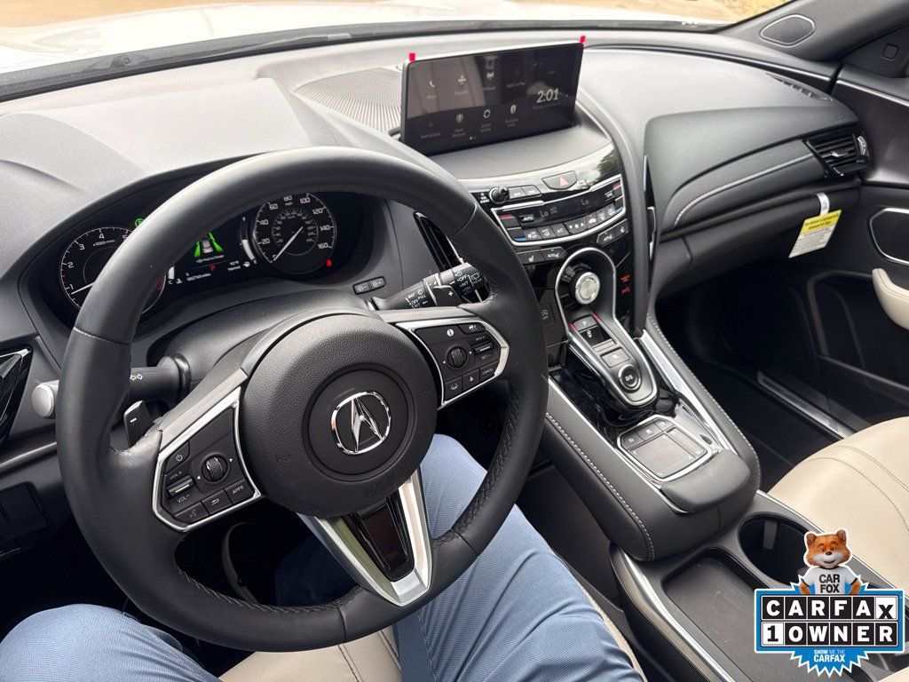 Used 2026 Acura RDX SH-AWD image 18