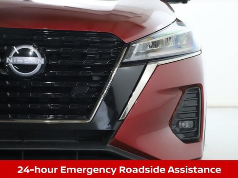 Certified 2023 Nissan Kicks SR FWD image 10