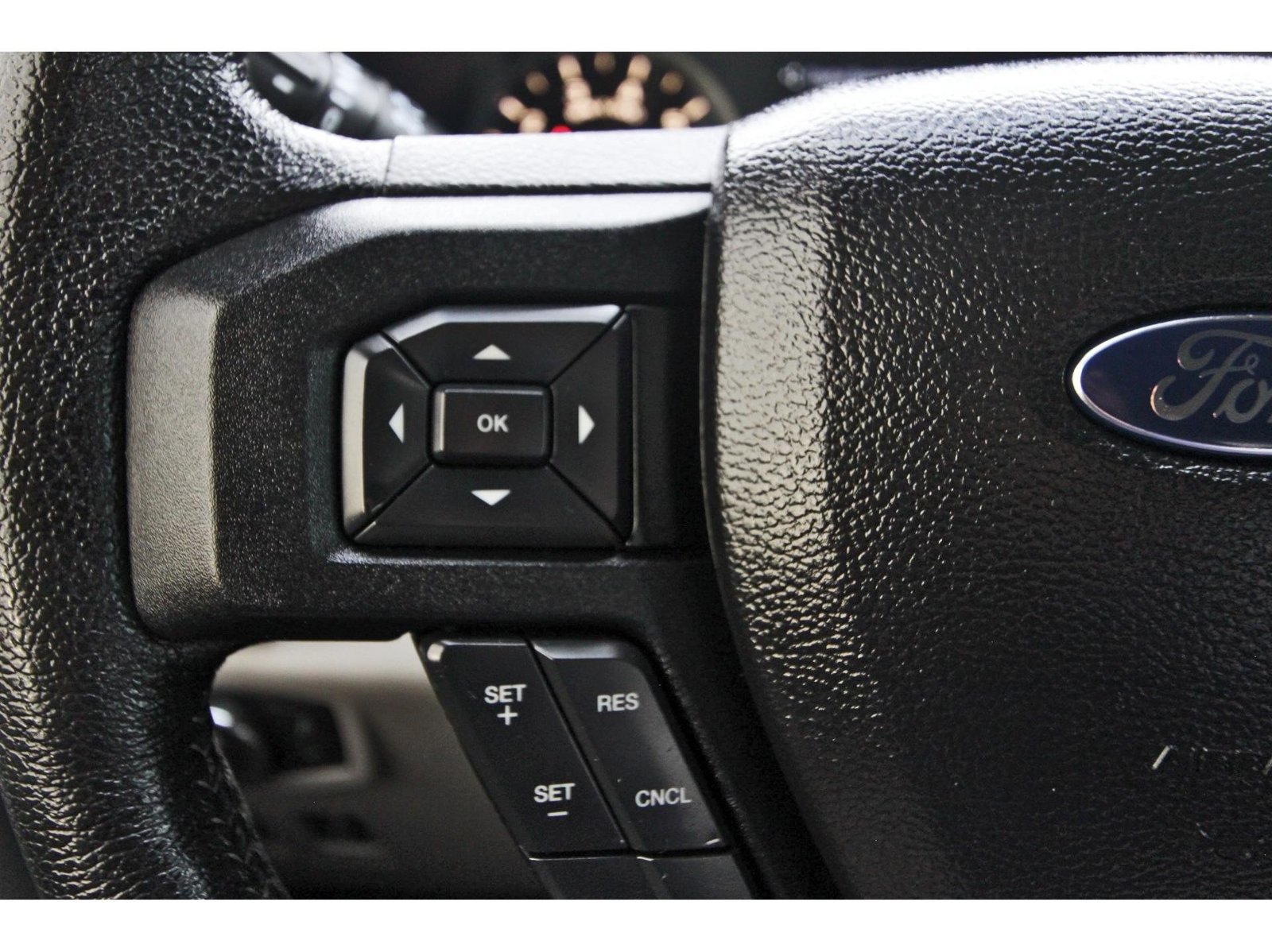 Used 2015 Ford F150 XLT w/ Equipment Group 302A Luxury RWD image 19