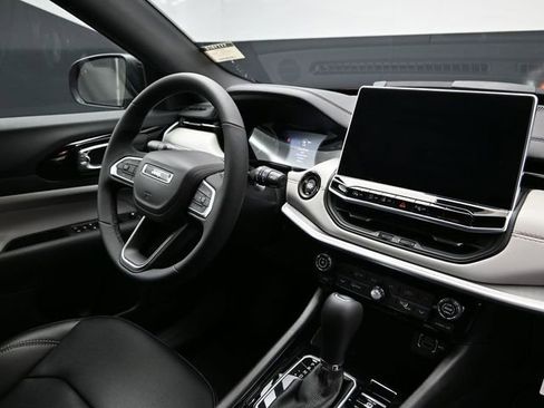 New 2026 Jeep Compass Limited AWD/4WD image 15