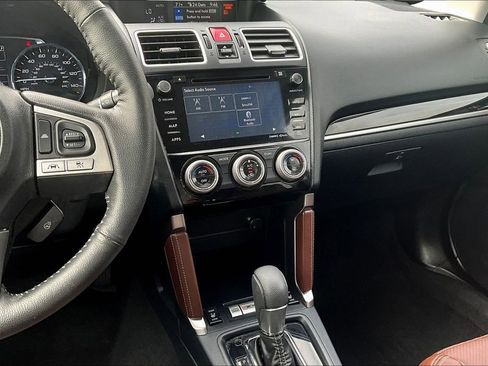 Used 2018 Subaru Forester 2.5i Touring image 11
