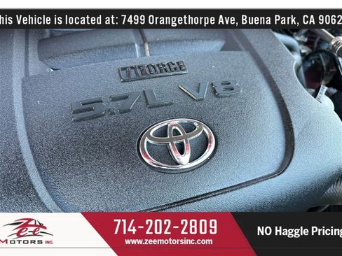 Used 2017 Toyota Tundra SR5 w/ SR5 Upgrade Package image 57