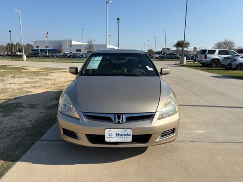 Used 2007 Honda Accord EX image 3