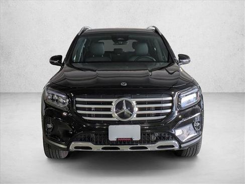 Used 2025 Mercedes-Benz GLB 250 image 4