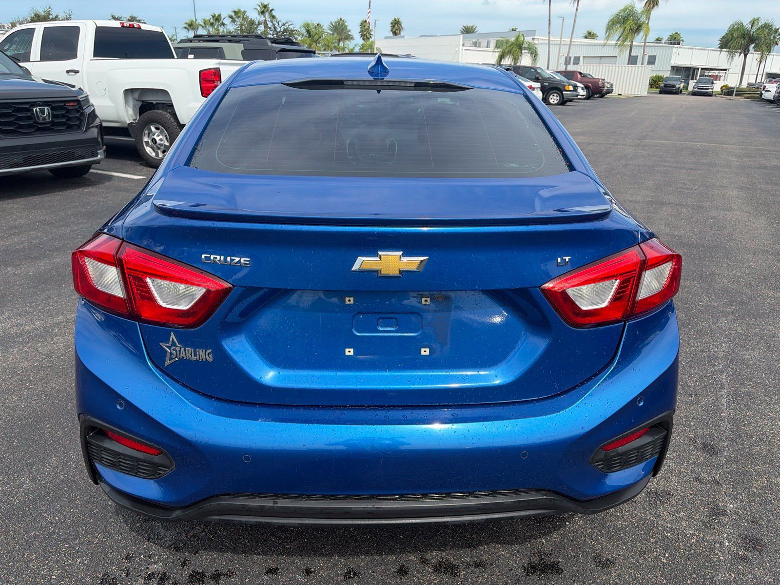 Used 2018 Chevrolet Cruze LT w/ Convenience Package FWD image 6