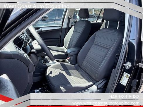 Used 2022 Volkswagen Tiguan S image 6
