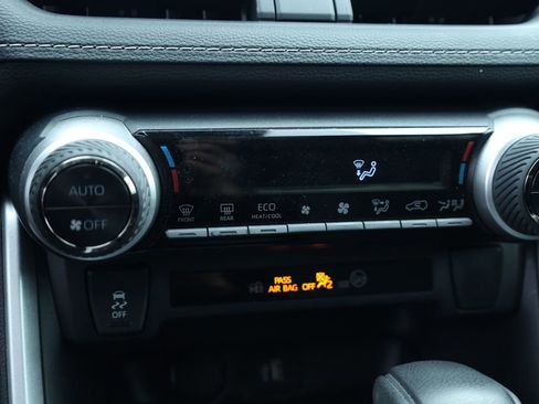 Used 2024 Toyota RAV4 LE image 7