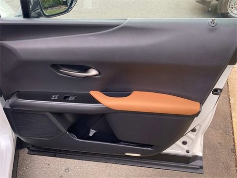 Used 2020 Lexus UX 200 w/ Accessory Package 2 image 35
