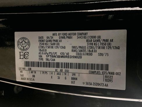 Used 2024 Ford F350 Platinum w/ Tremor Off-Road Package image 34