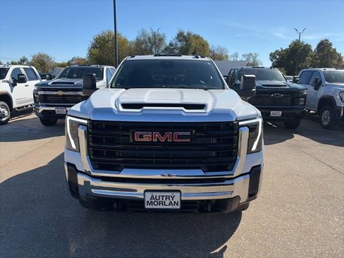 New 2026 GMC Sierra 2500 Pro image 9