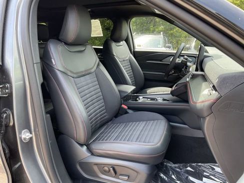 New 2026 Ford Explorer ST-Line w/ ST-Line Street Pack AWD/4WD image 22