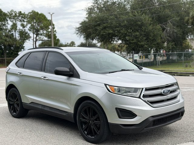 Used 2018 Ford Edge SE FWD image 7