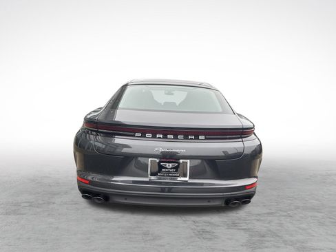 Used 2024 Porsche Panamera RWD image 9