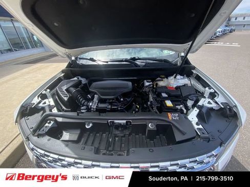 Certified 2022 GMC Acadia Denali w/ Denali Technology Package AWD/4WD image 33