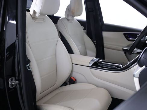 Certified 2024 Mercedes-Benz GLC 300 4MATIC image 46