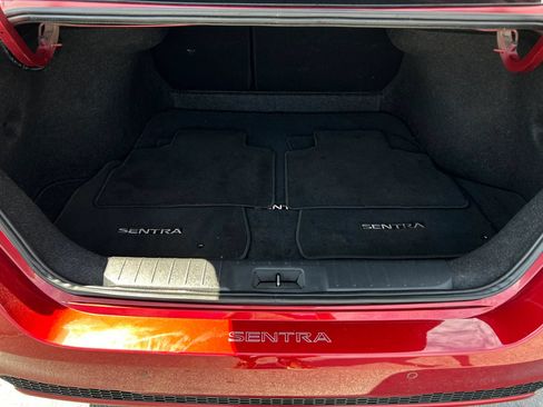 Used 2024 Nissan Sentra SV FWD image 20