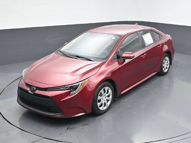 Used 2025 Toyota Corolla LE FWD image 36