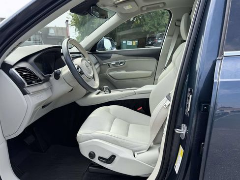 Used 2024 Volvo XC90 T8 Plus w/ Protection Package Premier AWD/4WD image 16