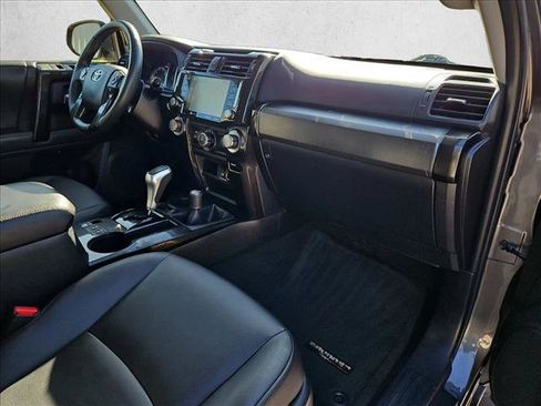 Used 2021 Toyota 4Runner TRD Off-Road Premium w/ Moonroof Package AWD/4WD image 23