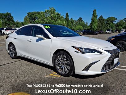 Certified 2021 Lexus ES 350 w/ Premium Package
