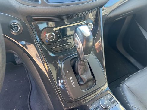 Used 2014 Ford Escape Titanium FWD image 27