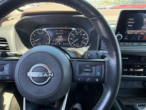 Used 2022 Nissan Rogue SL FWD image 21
