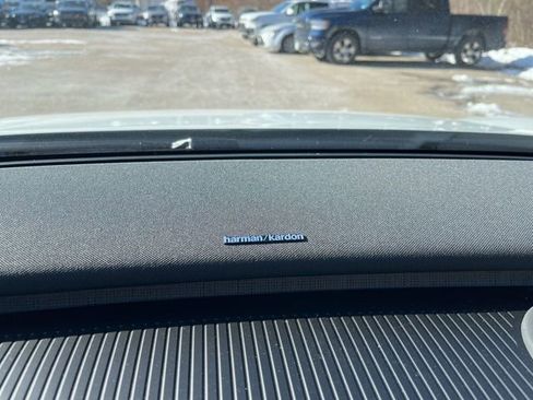 New 2025 Volvo EX30 Ultra w/ Protection Package Premier image 34