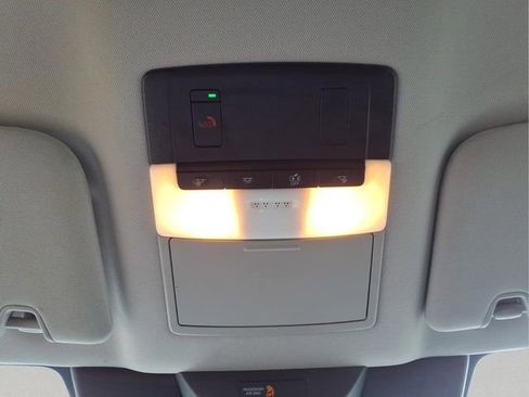 Used 2023 Nissan Pathfinder SV AWD/4WD image 20