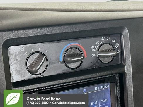 Used 2005 GMC Savana 2500 RWD image 19