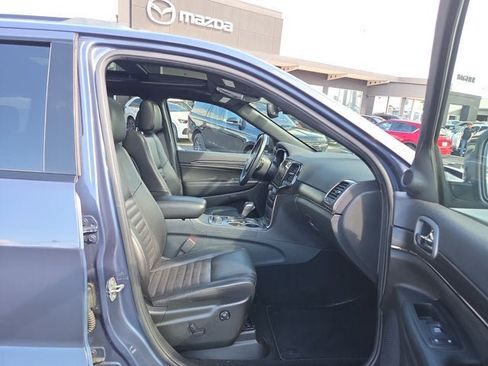 Used 2019 Jeep Grand Cherokee Limited X AWD/4WD image 16