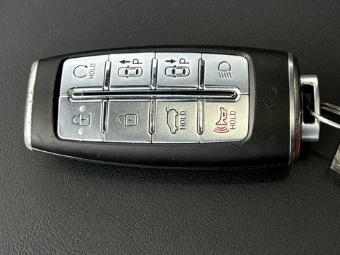 Used 2023 Genesis GV70 2.5T w/ Sport Prestige Package AWD/4WD image 35