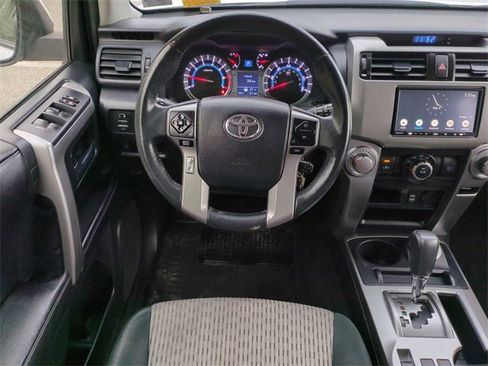 Used 2016 Toyota 4Runner SR5 image 16
