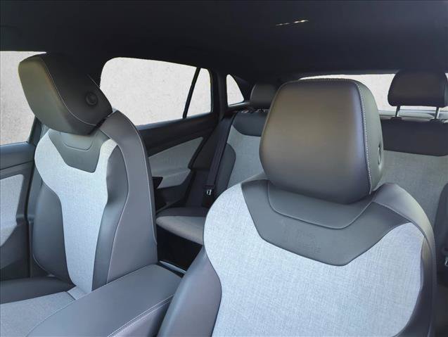Used 2023 Volkswagen ID.4 Pro RWD image 27