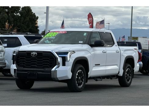 New 2026 Toyota Tundra SR5 AWD/4WD image 8