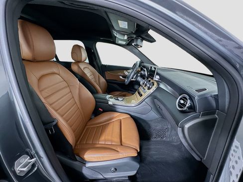 Used 2018 Mercedes-Benz GLC 43 AMG 4MATIC image 31