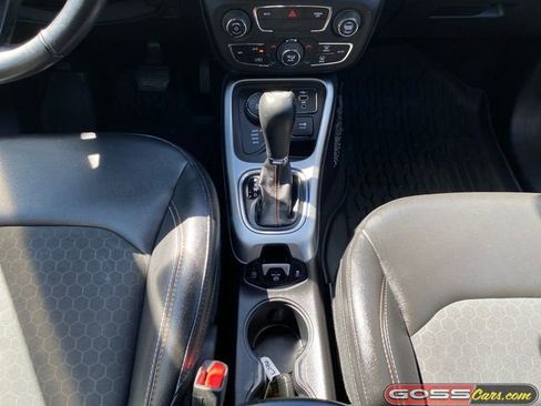 Used 2019 Jeep Compass Latitude w/ Popular Equipment Group AWD/4WD image 12