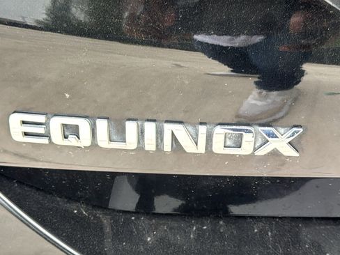 Used 2020 Chevrolet Equinox LS FWD image 12