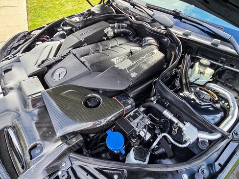 Used 2013 Mercedes-Benz C 63 AMG Sedan image 17