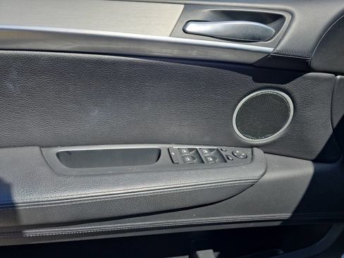 Used 2011 BMW X5 M image 13