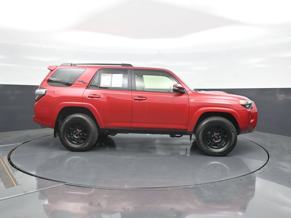 Used 2024 Toyota 4Runner TRD Off-Road Premium w/ Moonroof Package AWD/4WD image 8