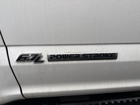 Used 2019 Ford F350 XL w/ Power Equipment Group image 7