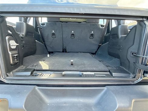 Used 2023 Jeep Wrangler Sport image 29